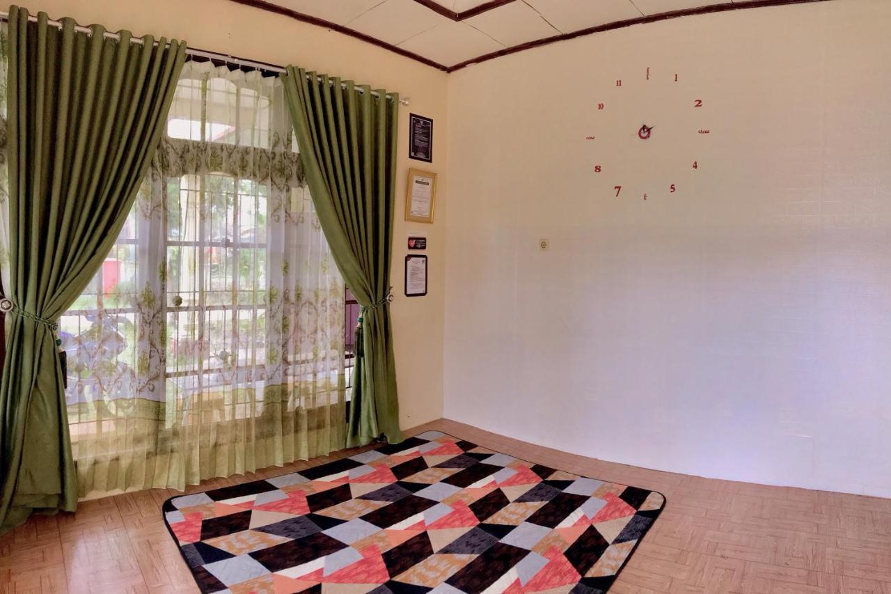 Malin'S Homestay Bukittinggi Esterno foto
